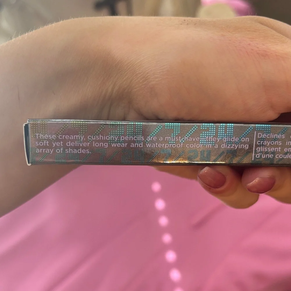 Urban Decay Beige Flag Eye Pencil NWT UNOPENED